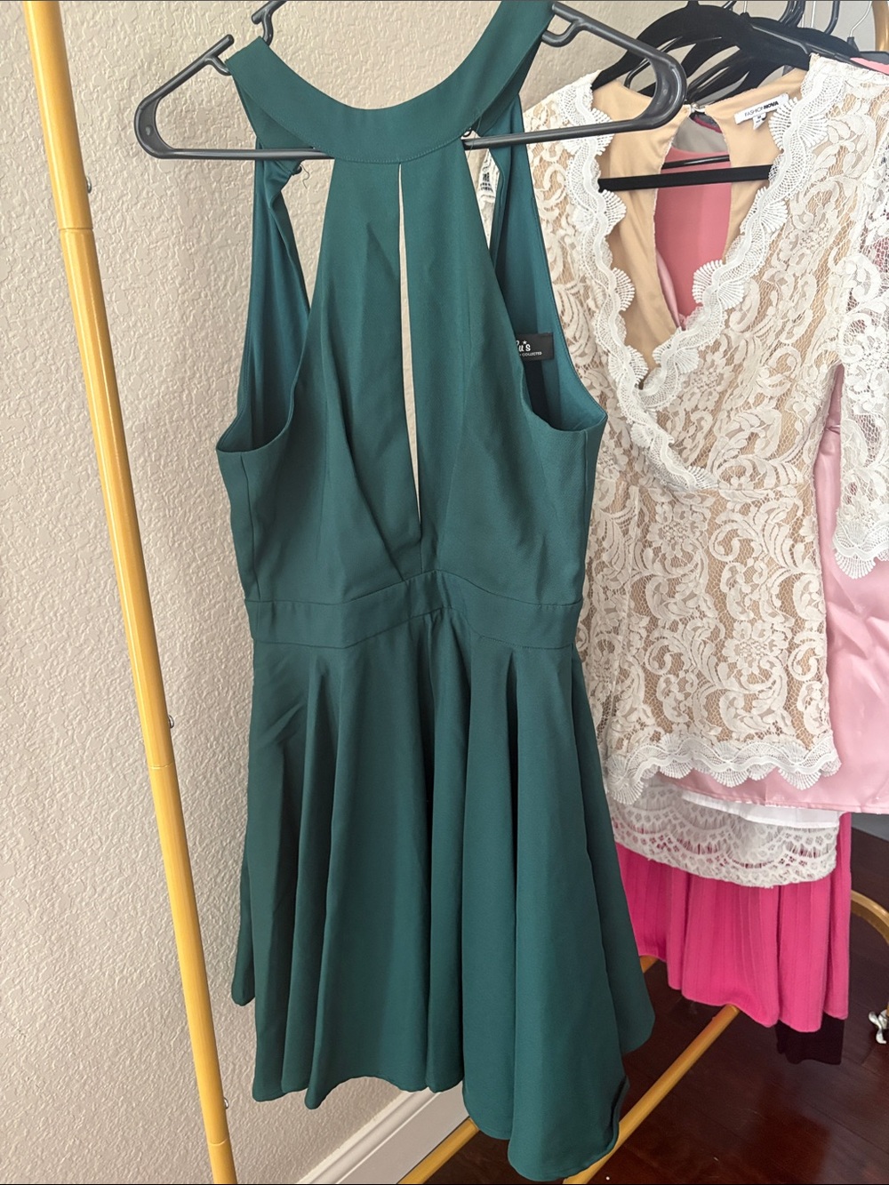 Lulu’s emerald green halter dress